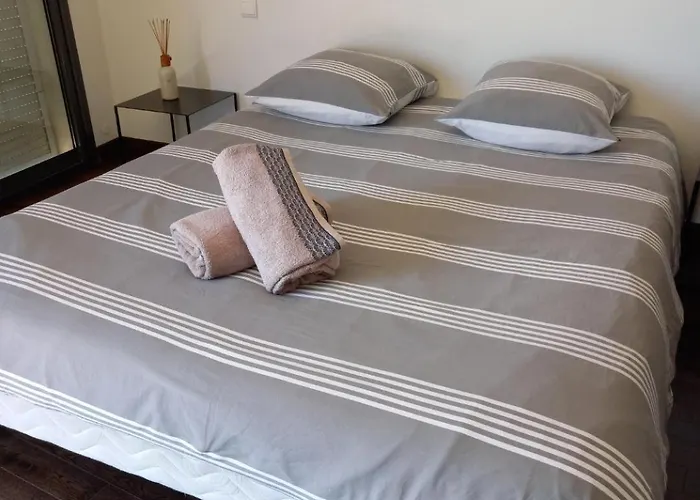 Superbe Sur Le Mont Saint Clair A Villa